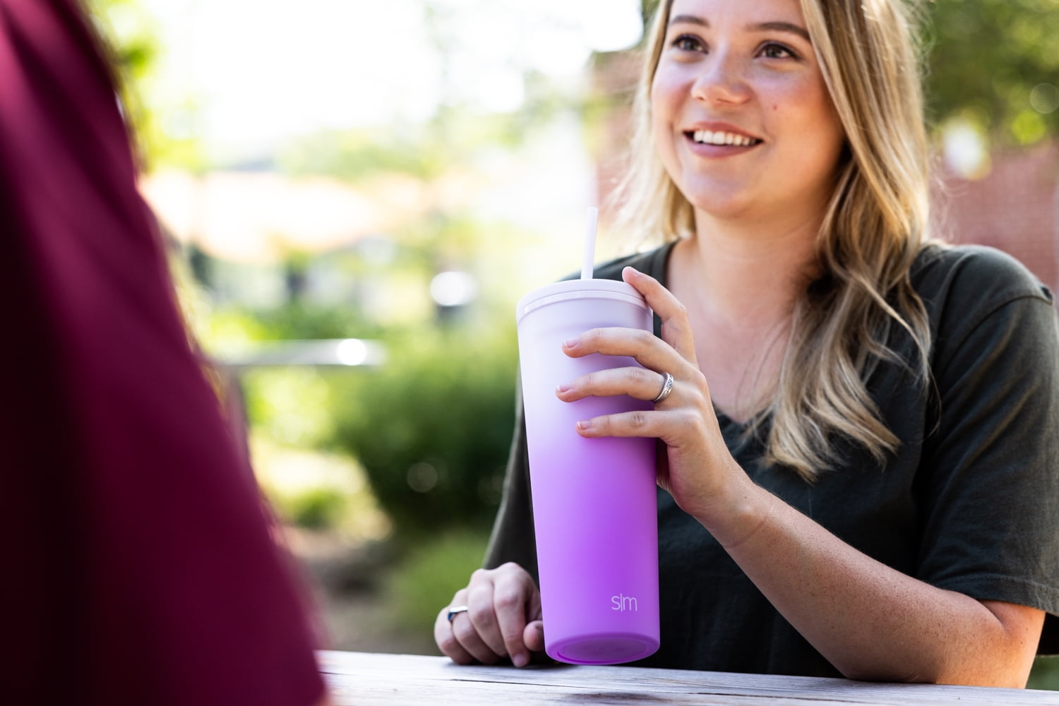Simple Modern 24 fl oz Double Wall Plastic Classic Tumbler with Straw|Opalescent C393Y