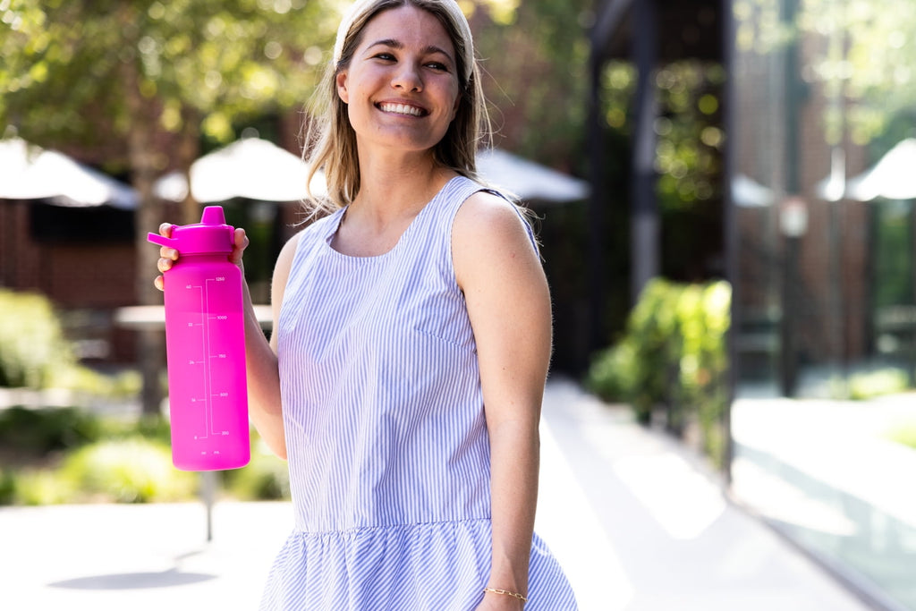 Simple Modern 48 fl oz Reusable Tritan Summit Water Bottle with Silicone Straw Lid|Raspberry Vibes C412C