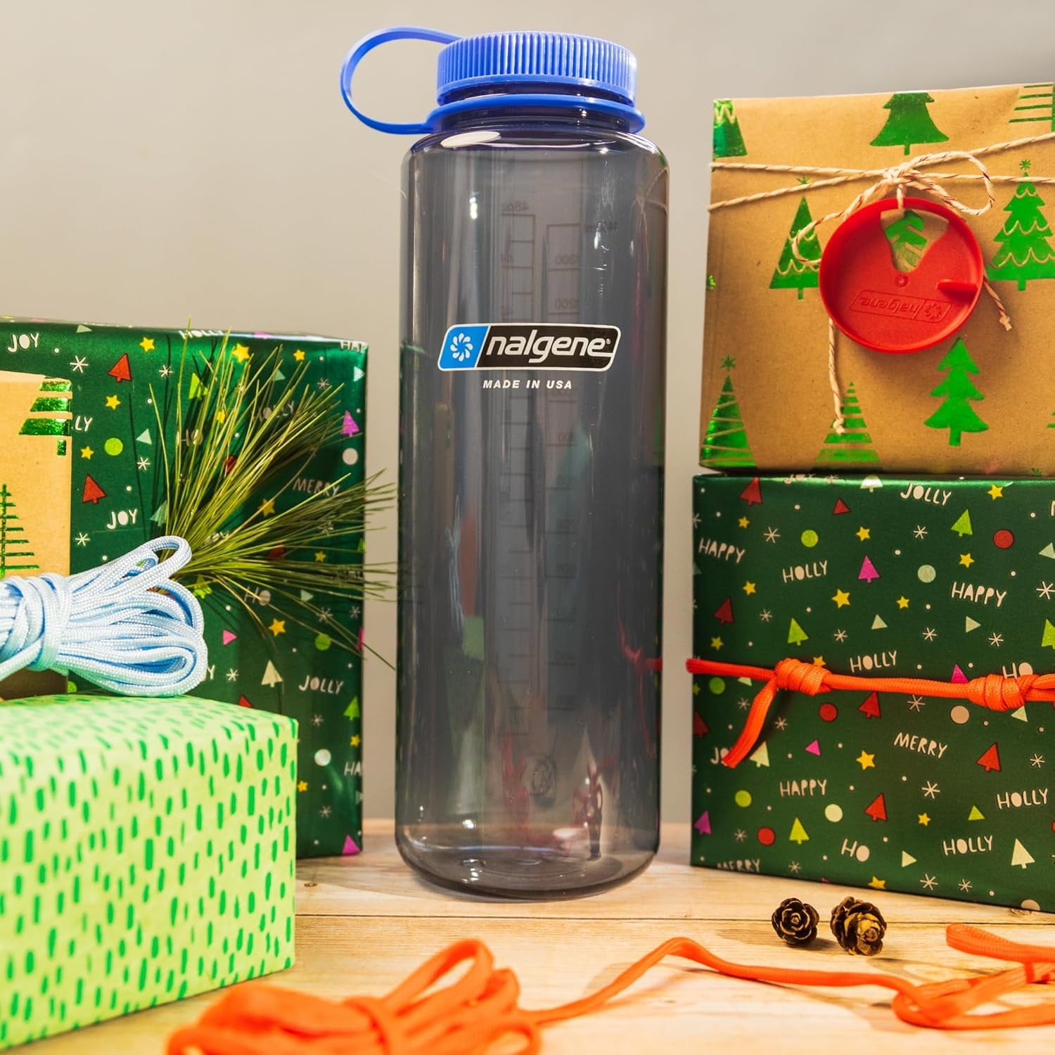 Nalgene Sustain Tritan BPA-Free Water Made with Material Derived from 50% Plastic Waste (using ISCC certified mass balance), 48 OZ, Wide Mouth, Cerulean C149B