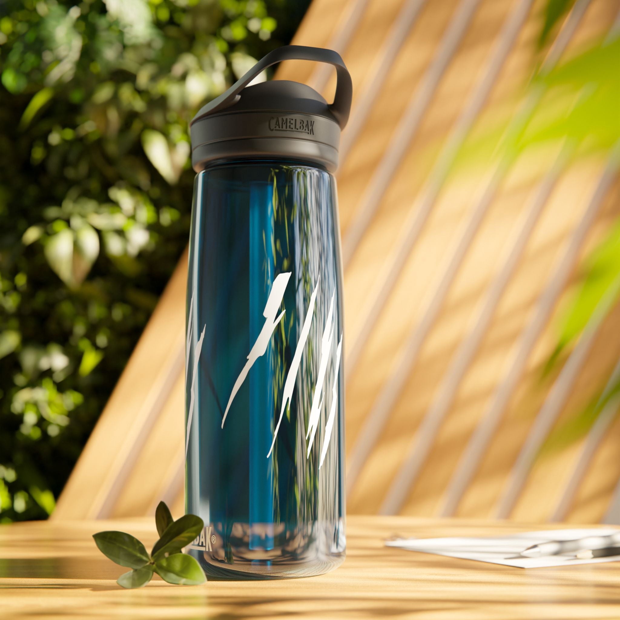 Effete Feline Claw Marks Scratch CamelBak Eddy®  Water Bottle, 20oz\25oz C307F