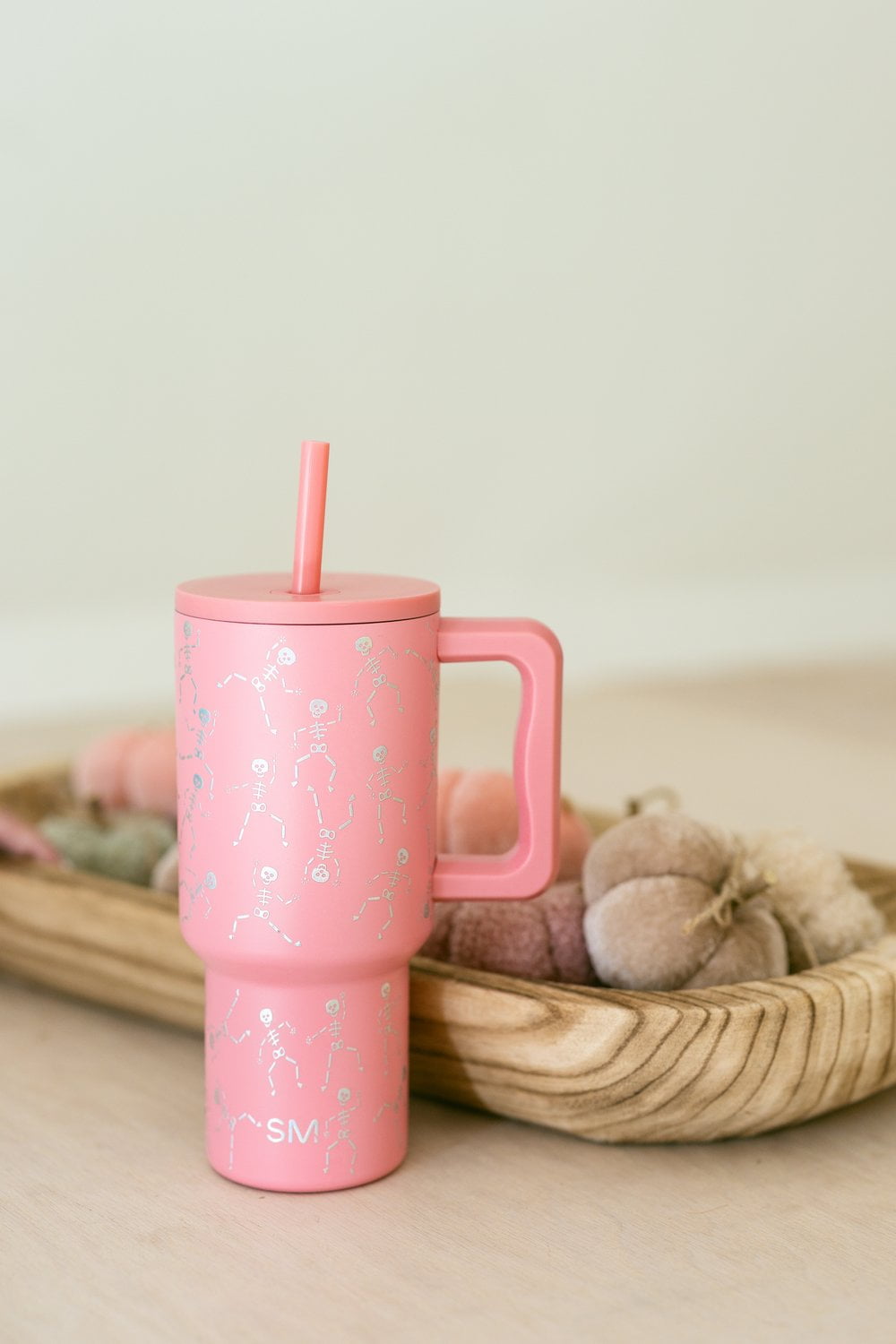 Simple Modern 30 fl oz Insulated Stainless Steel Trek Tumbler with Straw Lid | Seaglass Sage and Cream Checkmate C690P
